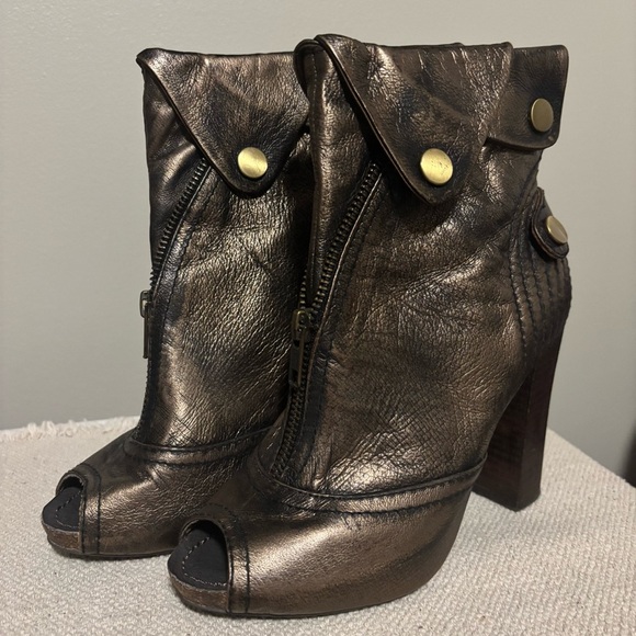 Apepazza Shoes - Size 6 1/2 Apepazza Las Vegas Bronze/metallic Peep-Toe Ankle Boots